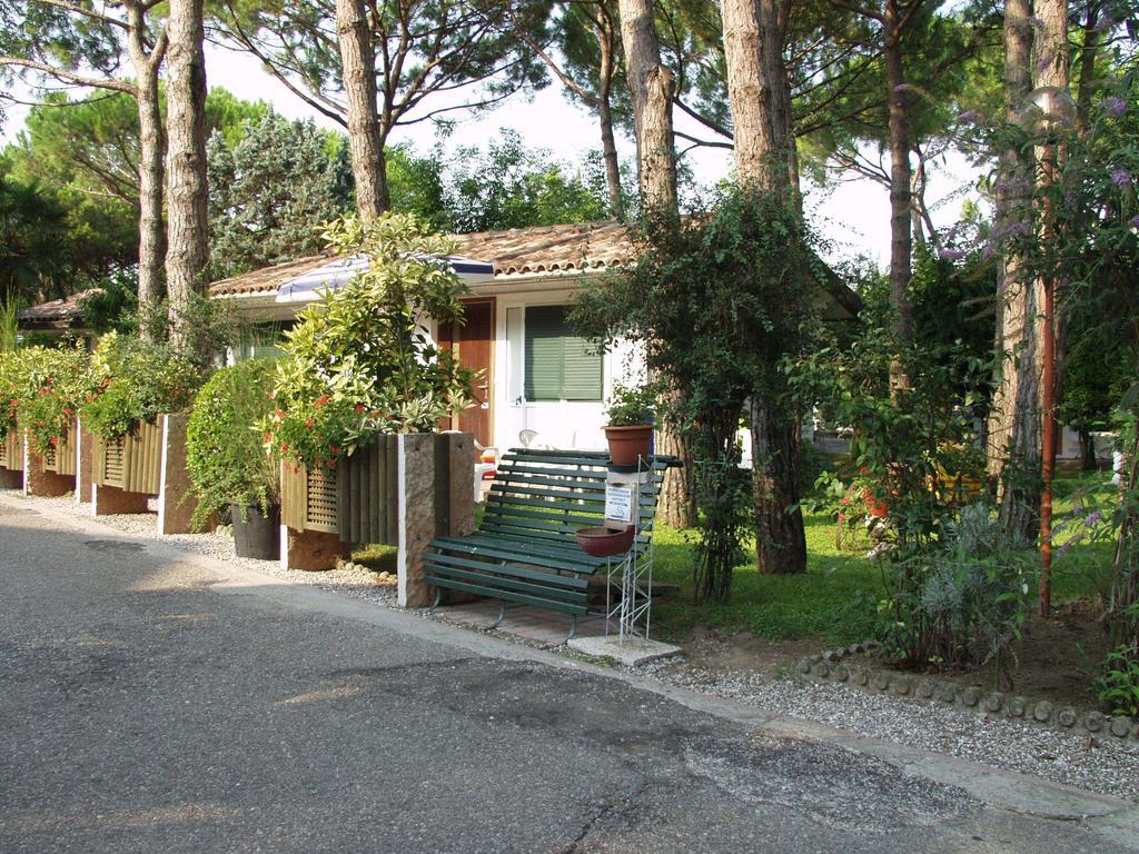 Villaggio Azzurro Lido di Jesolo Buitenkant foto