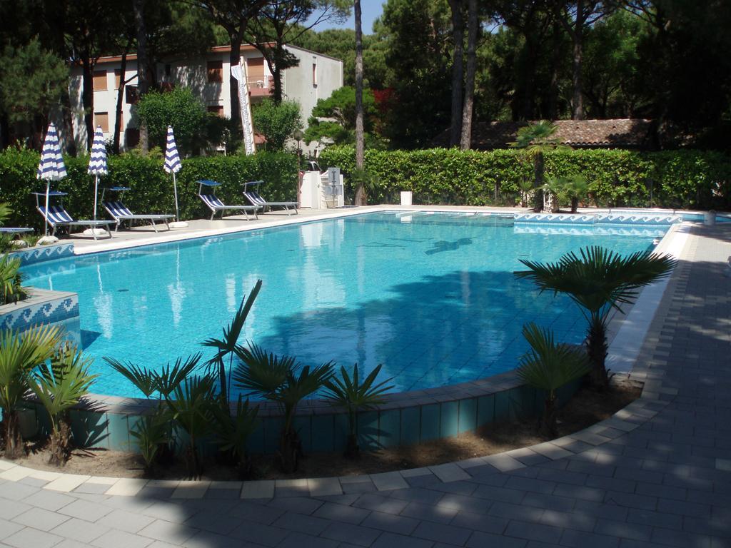 Villaggio Azzurro Lido di Jesolo Buitenkant foto